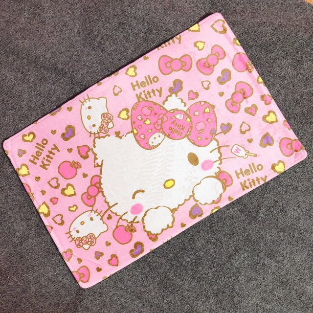 Thảm vuông Hello Kitty 40*60cm