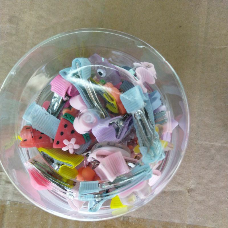 Kẹp tóc,kẹp bấm nhiều màu sắc,và nhiều hình xinh sẵn cho các bé yêu##