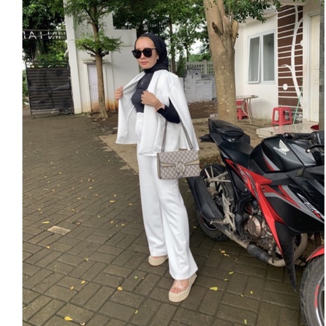 Cape BLAZER NABILAA || Nagitaa CAPE BLAZER | BigBuy360 - bigbuy360.vn