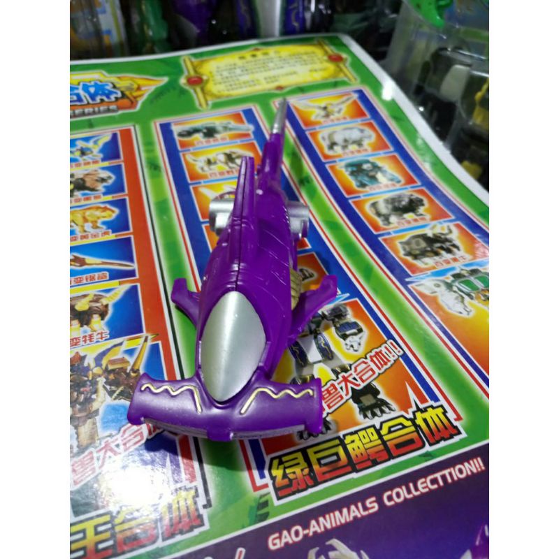 Siêu nhân gao cá mập tím