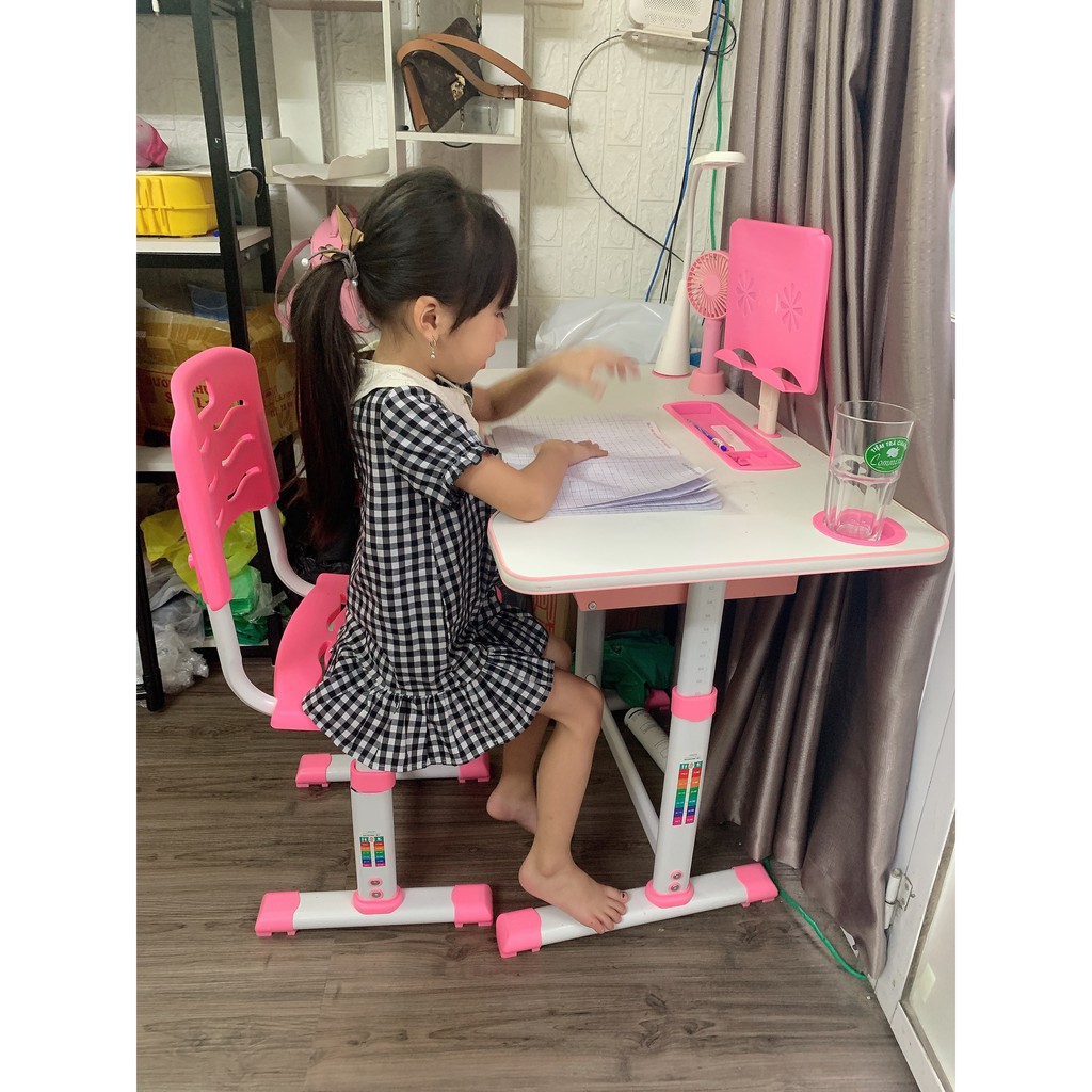 [RẺ VÔ ĐỊCH] BÀN HỌC THÔNG MINH CHỐNG GÙ TẶNG ĐÈN LED CHỐNG CẬN+CHỐNG CẰM+GIÁ ĐỠ ĐỌC SACH | BigBuy360 - bigbuy360.vn