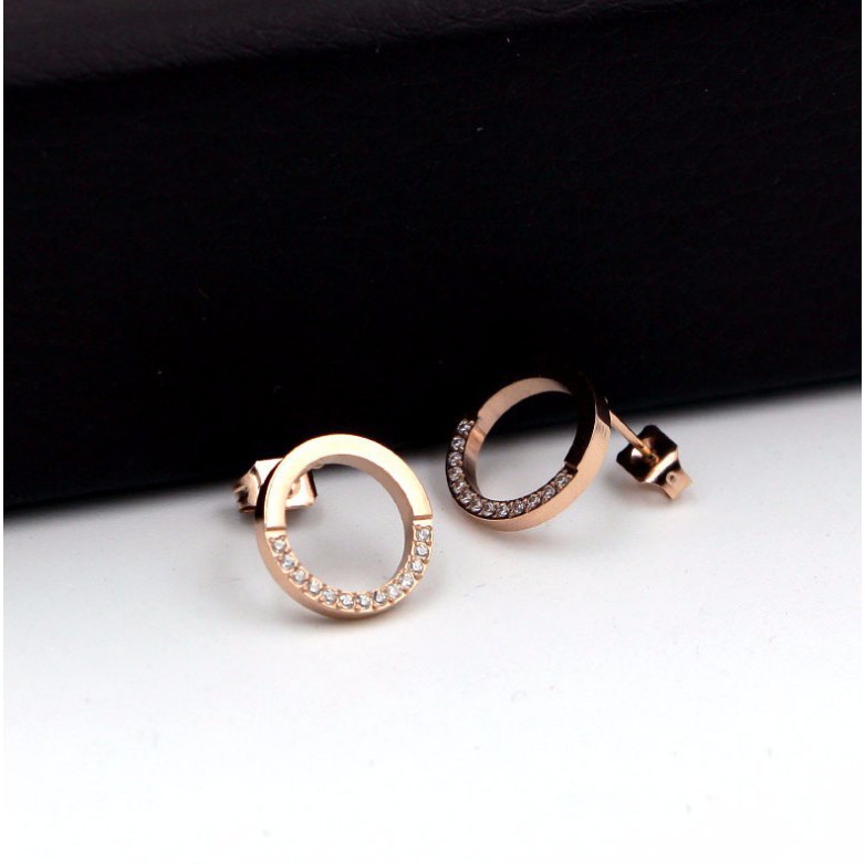 Bông Tai Nữ Hình Tròn Titan Không Đen TT 0894