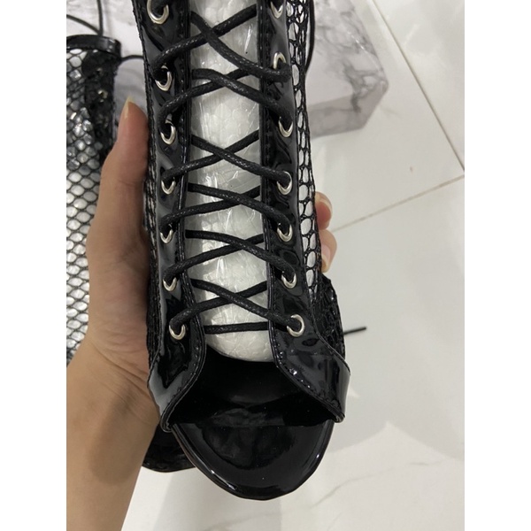 (Order) size 35-40 Boots lưới đen/trắng hở mũi gót nhọn 11cm sang chảnh