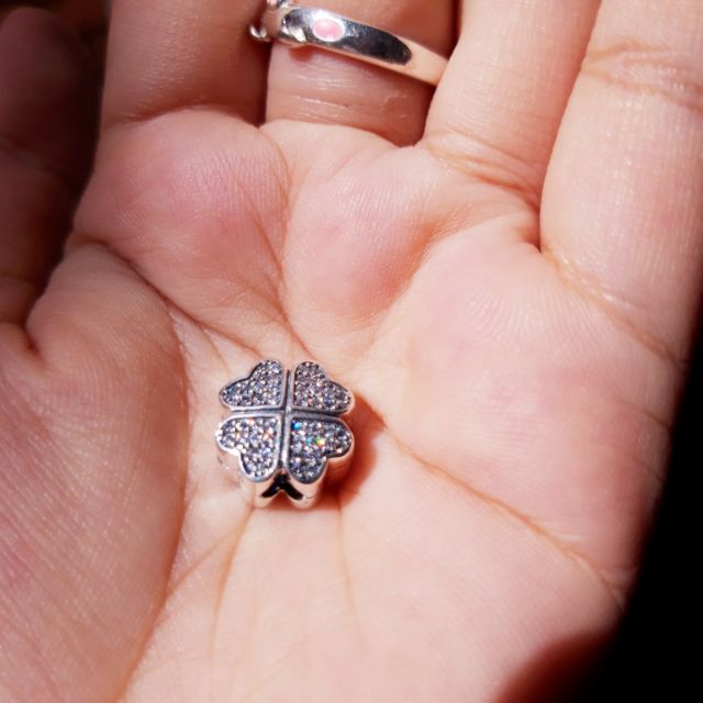 Hạt charm clip hoa 4 cánh đính đá s925