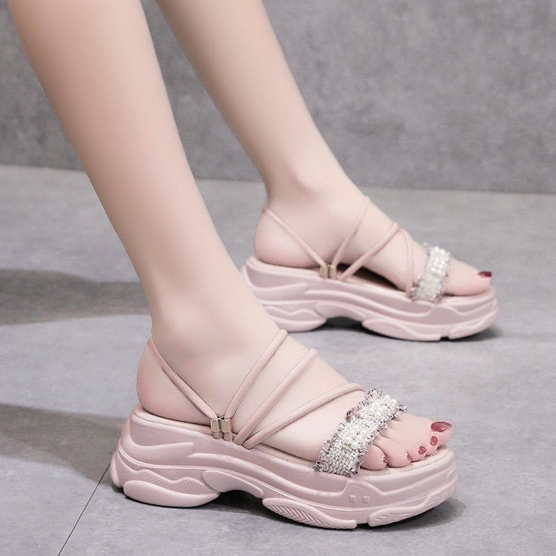 Giày  mùa hè Giày đi làm cho học sinh Bàn chân thoải mái bánh mì sandal nữ đế cao xăng đan