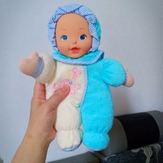 Búp bê bé gái