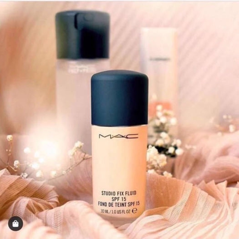 Kem nền kiềm dầu Mac Studio Fix Fluid SPF15 Fond De Teint