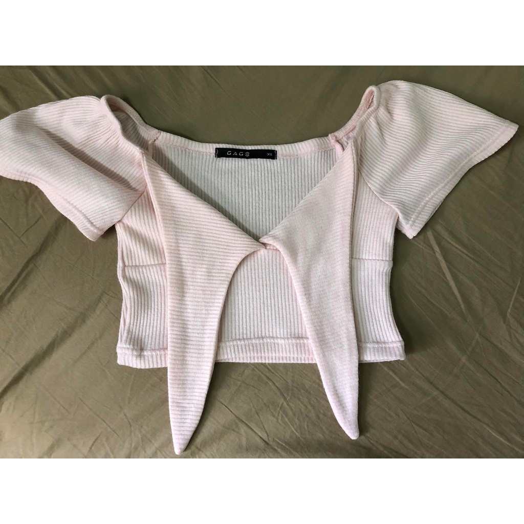 Áo croptop kiểu cột nơ, màu hồng baby @gagobrand