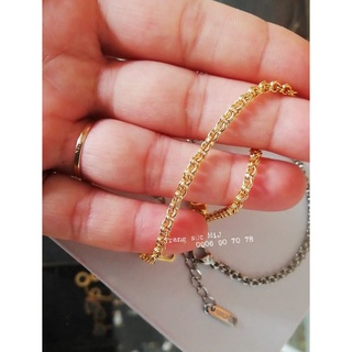 LẮC TAY TITAN TRƠN ĐƠN GIẢN