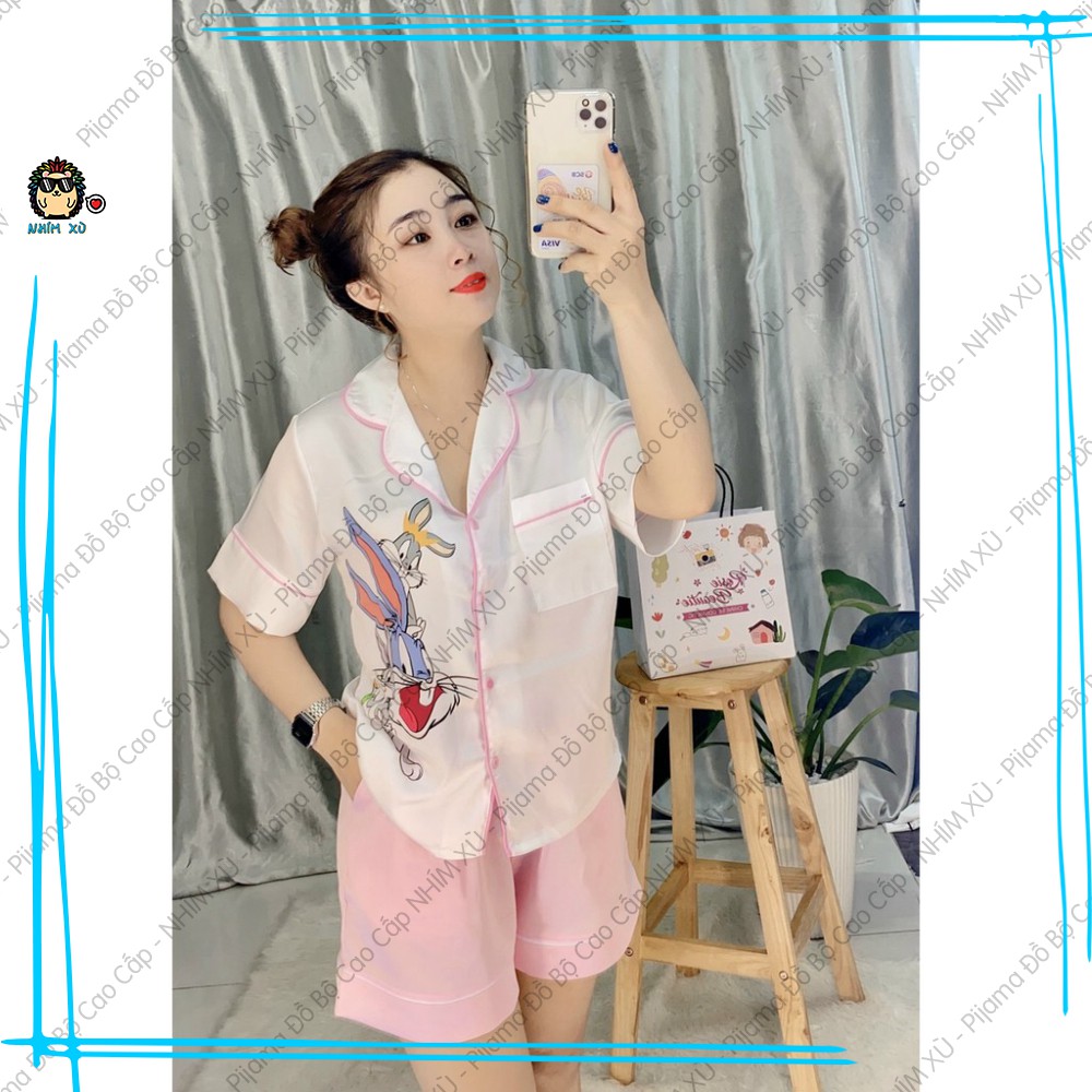 Đồ Bộ Ngủ Pijama Mặc Nhà Vải Satin Cao Cấp Bugs Bunny Quần Đùi Áo Tay Ngắn | BigBuy360 - bigbuy360.vn