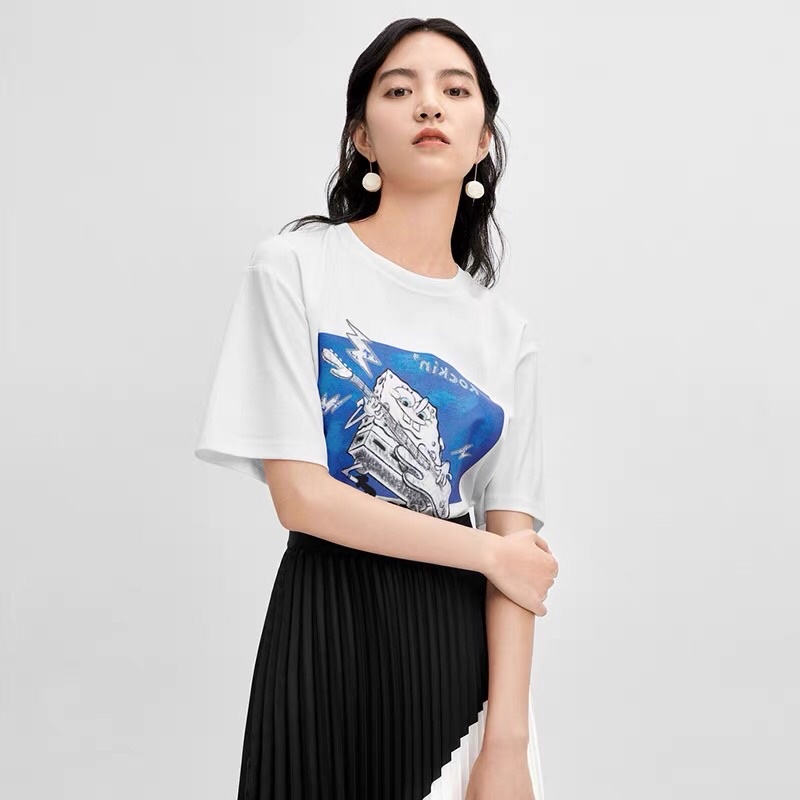 Áo thun trắng hoạ tiết Eifini