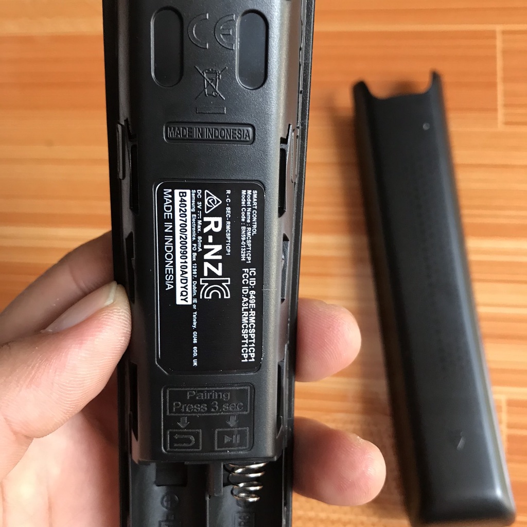 Điều khiển tivi samsung BN59-01329H hàng chính hãng made indonesia, Tặng kèm pin