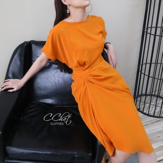 Váy CChat vạt lệch