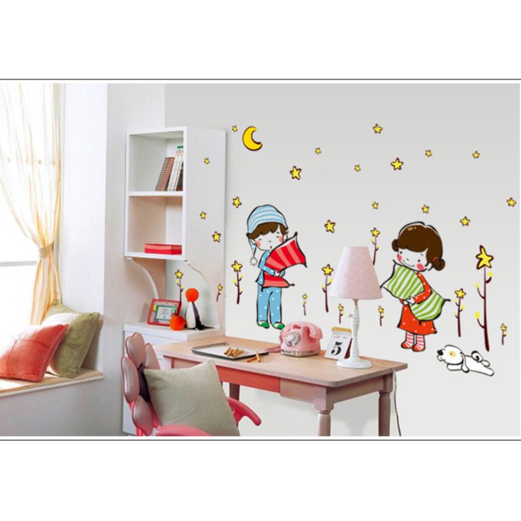 Decal Dán Tường Hình Bé Ôm Gối- Trang Trí Decor Phòng Ngủ - Trang Trí Dán Tường Phòng Khách - Min STORE | WebRaoVat - webraovat.net.vn