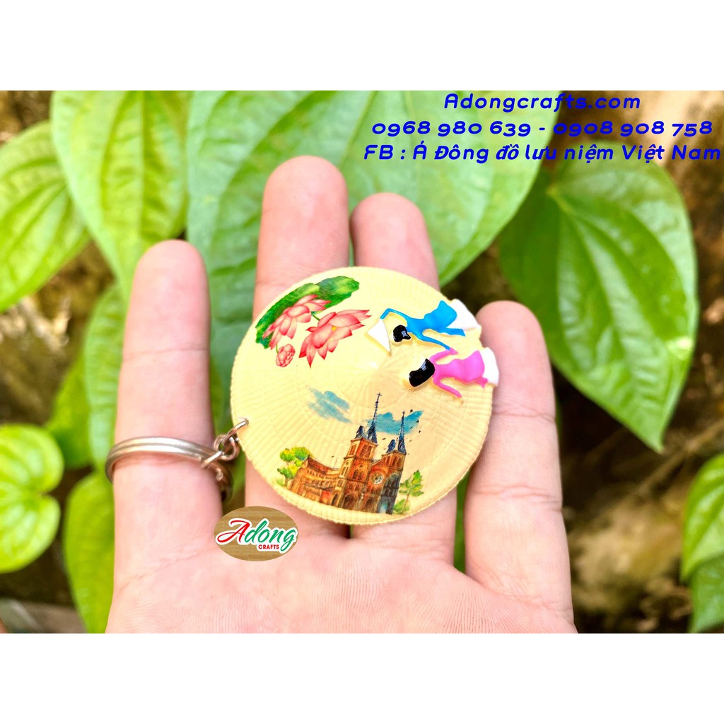 1 Móc khóa chiếc nón lá vàng hình các địa danh VN