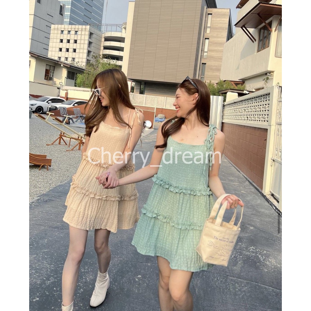 Váy 2 dây chất xốp nhăn hot trend 2022, Đầm Maxi Đi Biển