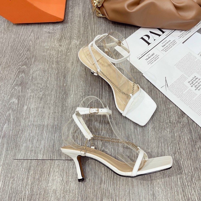 SANDAL KẸP DÂY MŨI VUÔNG PHỐI XÍCH GÓT NHỌN 7P