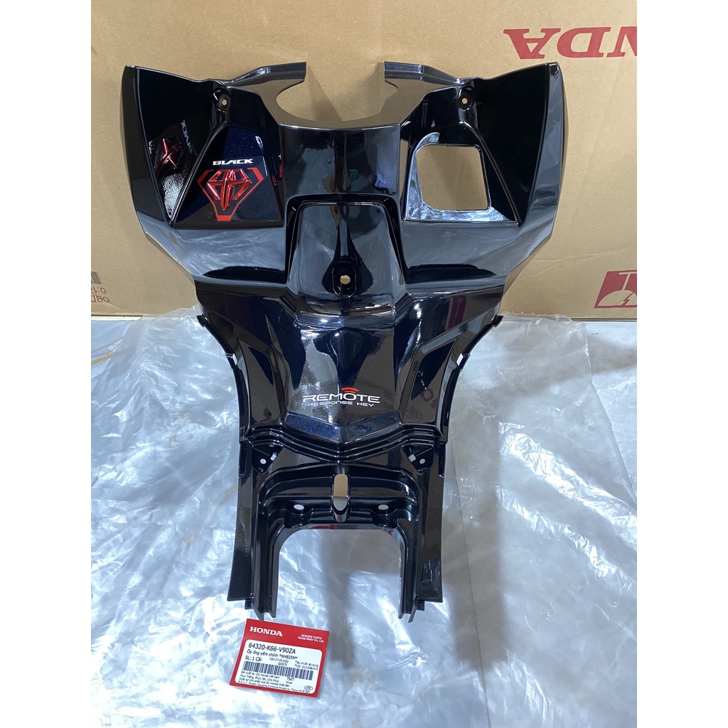Ốp ống yếm chính - ốp ổ khóa HONDA AIR BLADE 125 năm 2015-2016 màu Đen (Có tem). *NHB25M* 64320K66V90ZA