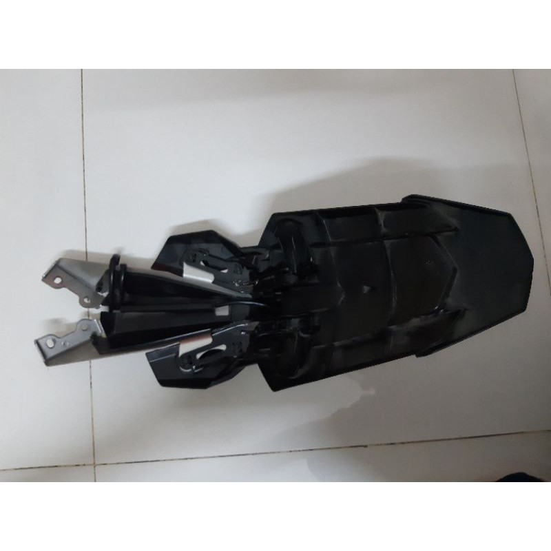 Đuôi sau exciter150 zin tháo xe chính hãng yamaha