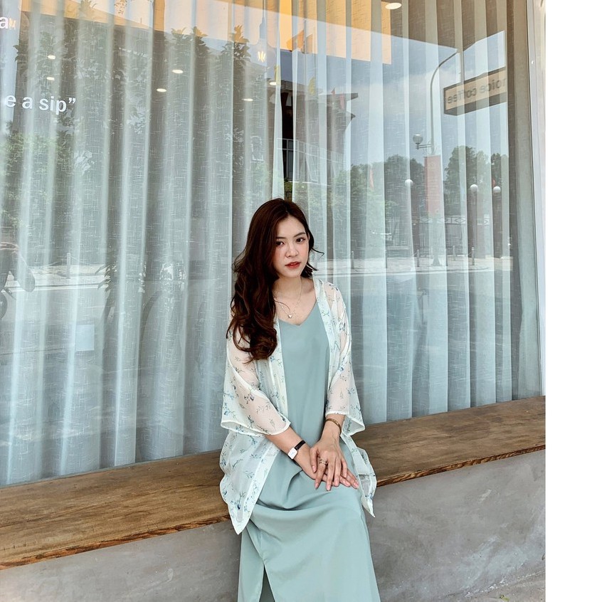 Áo khoác kimono hoa xanh tơ mỏng | BigBuy360 - bigbuy360.vn