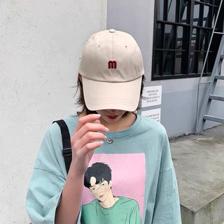 Nón lưỡi trai logo chữ M xả lỗ