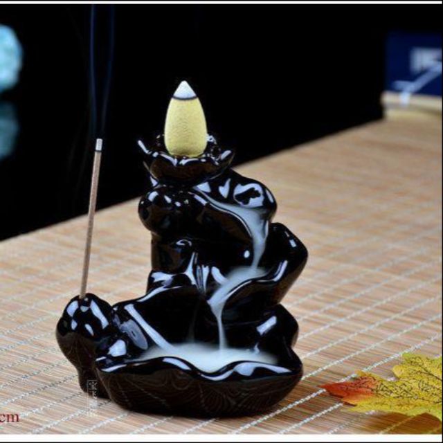 thác khói trầm hương