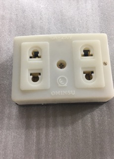 Ổ cắm 2 cửa