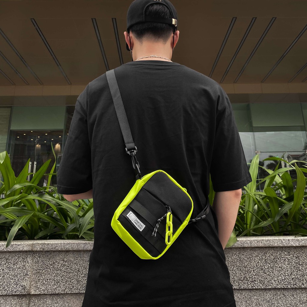 Local brand Túi chéo NEON Xích Hip Hop - CROSS-BODY BAG WITH CHAINS