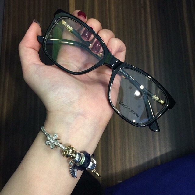 Kính Mắt vuông gọng hoạ tiết thời trang cao cấp