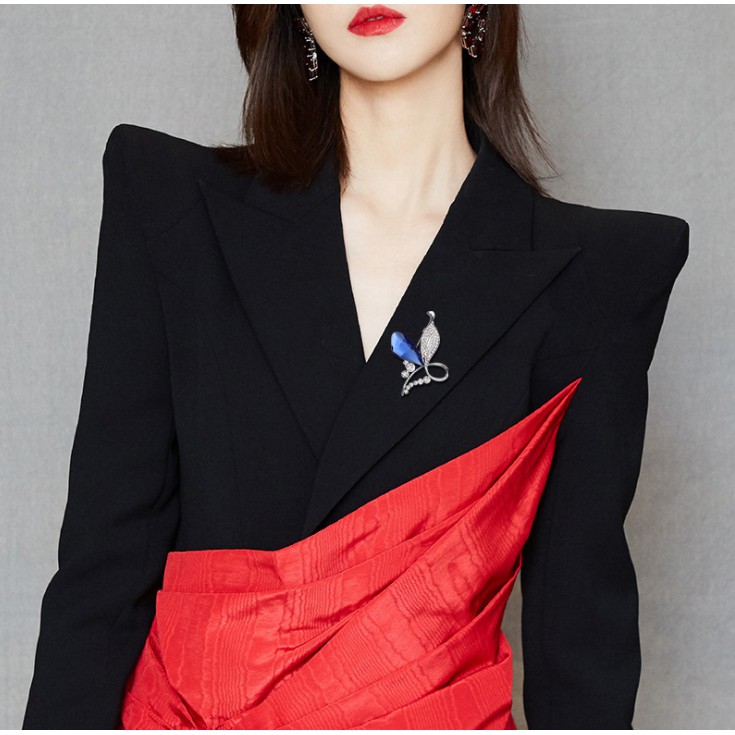 Trâm cài áo hình tròn hoa nổi 3D dễ thương GC184