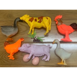 Bộ đồ chơi các con vật nuôi trong nhà ( tặng kèm cỏ cây và trứng gà )