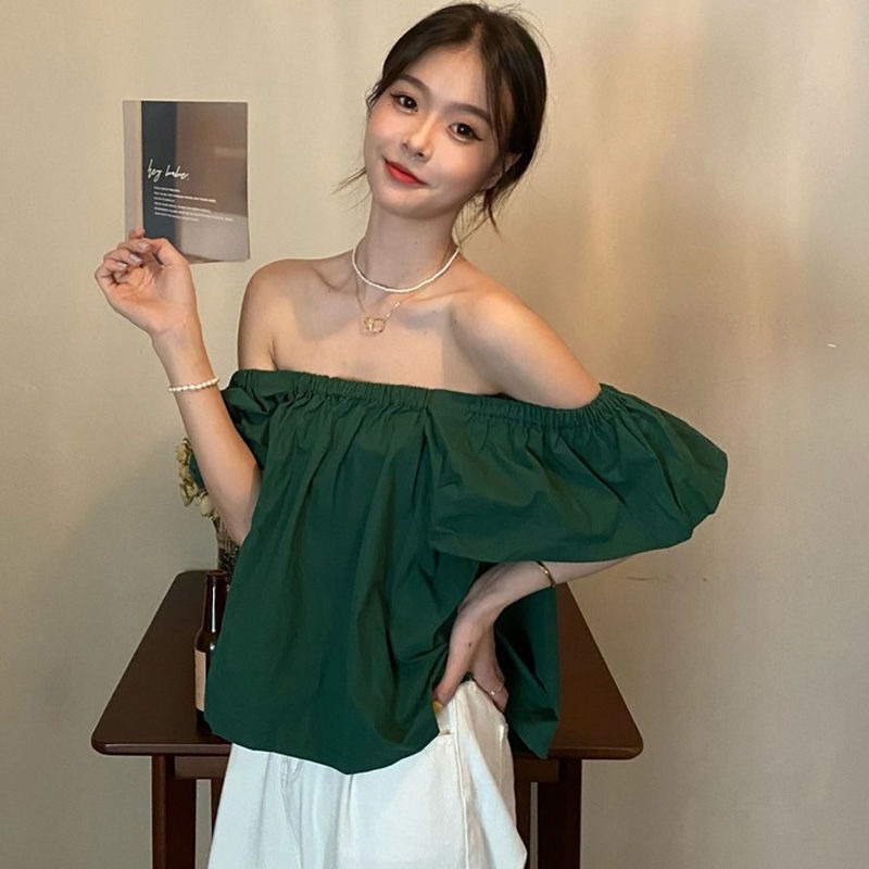 Áo Trễ Vai Ngắn Tay Kèm Quần Ngắn Thời Trang Nữ Tính