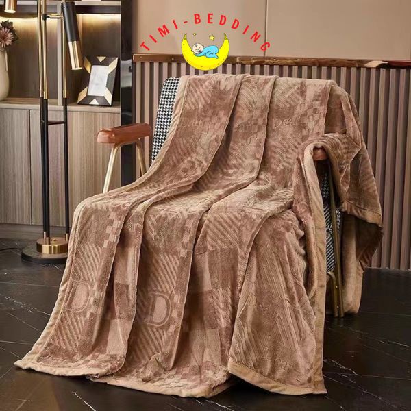 Chăn lông thỏ đại hài blanket cao cấp, nhập khẩu chính hãng kích thước 2x2,3m , nặng 1,8kg - Timibedding
