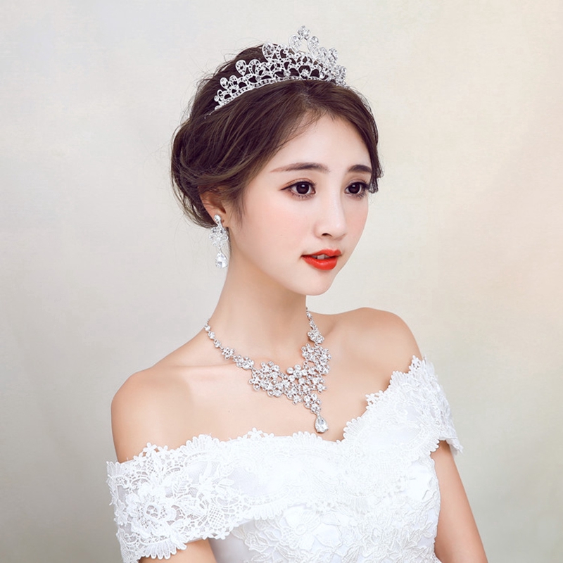 Bộ Trang Sức Cô Dâu Gồm Dây Chuyền Mặt Vương Miện + Bông Tai + Vương Miện