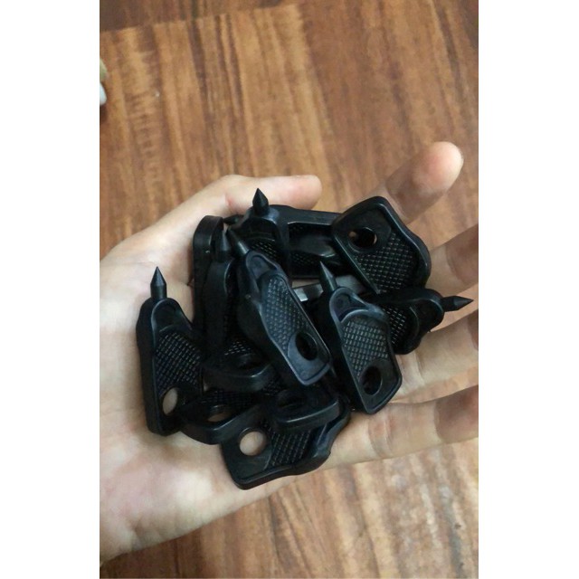 Dụng cụ dùi đục lỗ khởi thủy 6mm.