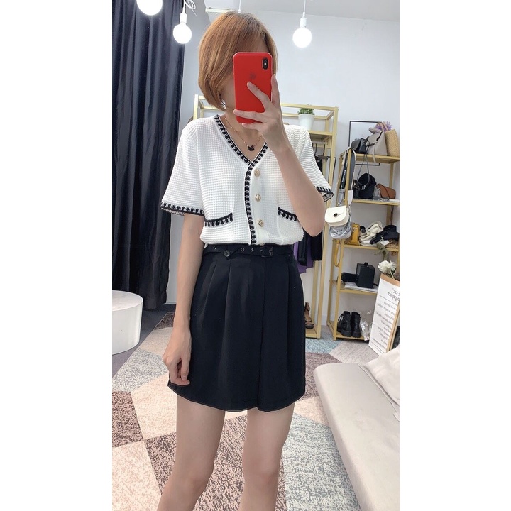 Áo len montoghi viền Quảng châu cổ V