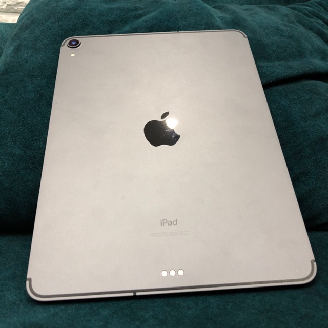 Ipad Pro 2018 11” 64gb bản dùng được sim mới 99,99%