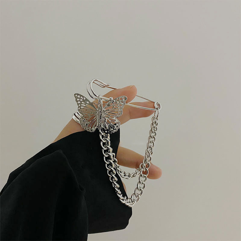 Ghim cài áo hình bướm xinh xắn