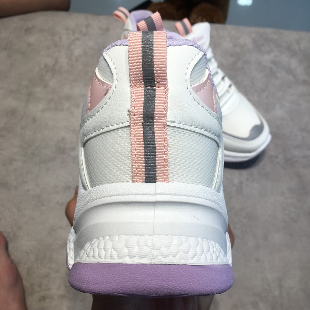 GIÀY THỂ THAO BATA NỮ