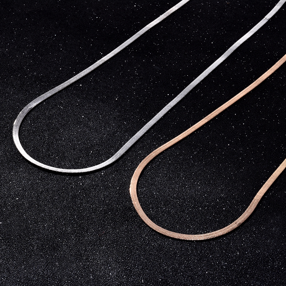 Vòng cổ choker hợp kim dạng rắn sang trọng