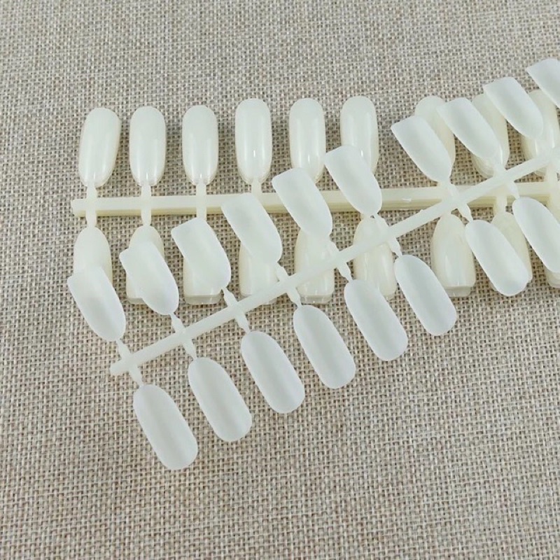 Móng Gắn Bảng Màu Sơn (1 Bịch 5 Vỉ 120 Móng)