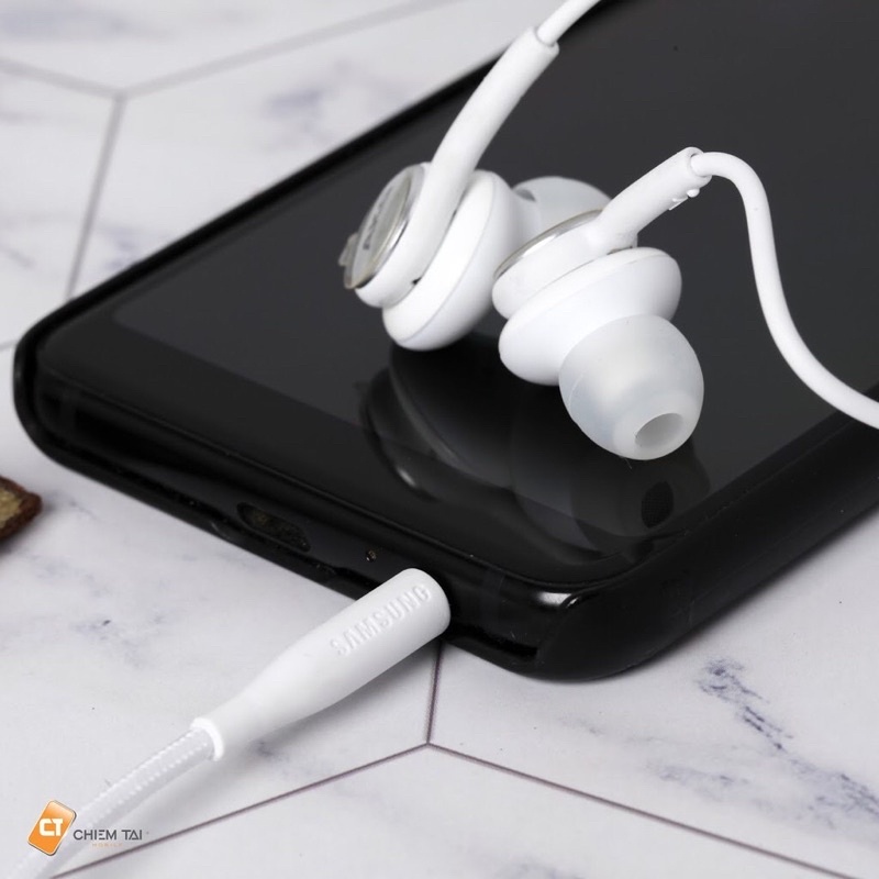 Tai nghe có míc 3.5 AKG,hàng linh kiện, Chân cắm 3.5 nghe cực hay.