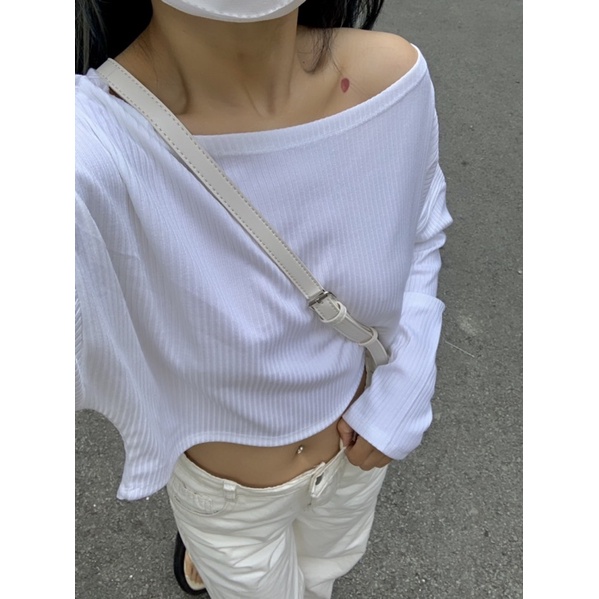 SP000931 Áo Unseethru Trắng Tiệm Mềm Croptop