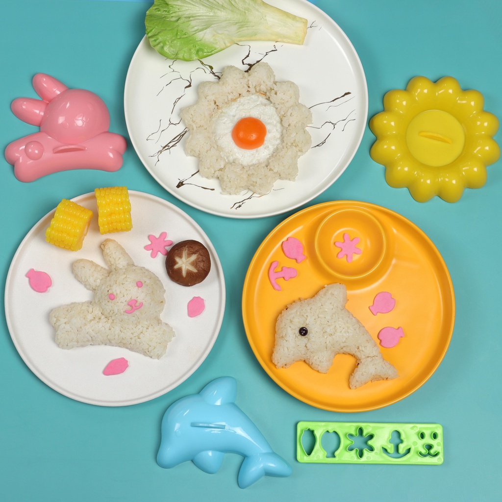 Set 4 Khuôn Làm Cơm Nắm Hình Cá Heo Thỏ Đáng Yêu