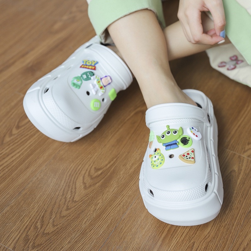 Dép sục nữ dép crocs HÀNG CHÍNH HÃNG chất liệu EVA nhẹ đế cao 6 cm ,kèm 12 sticker