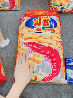 Bánh snack khổng lồ Thái