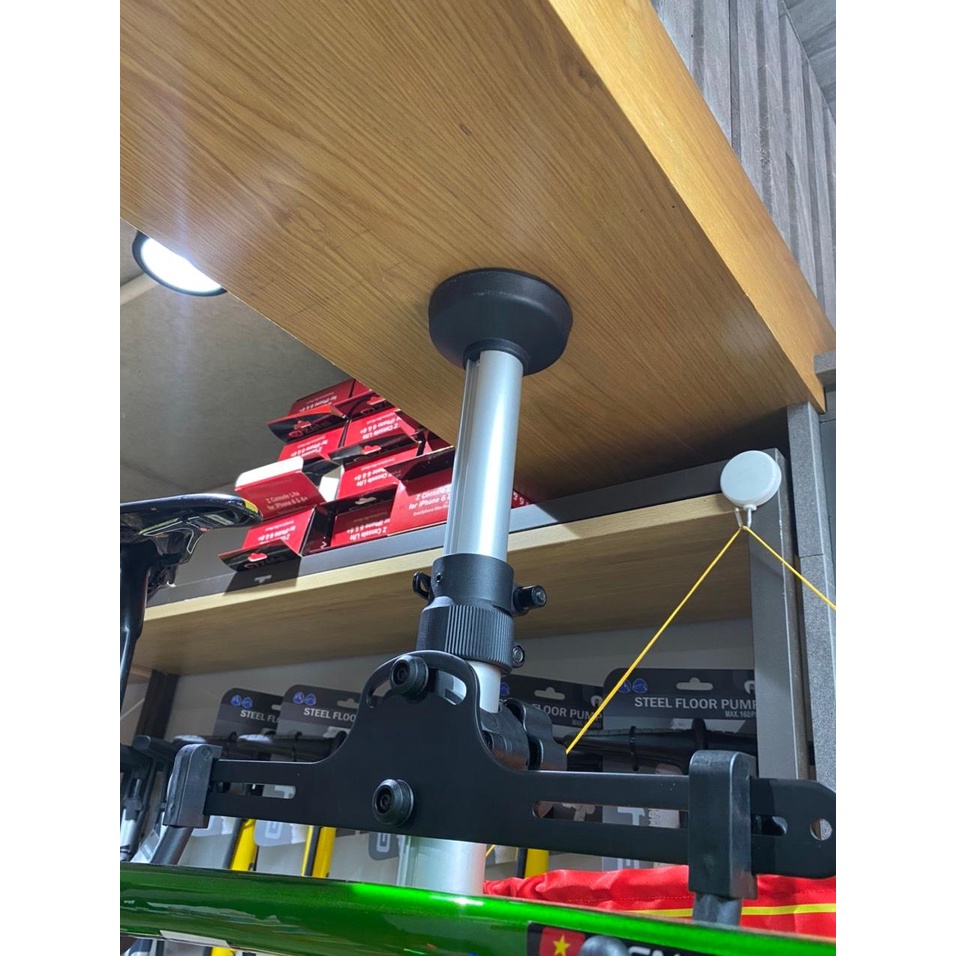 Cây treo trưng bày xe đạp chạm trần treo được 2 xe - SPORTS WORLD