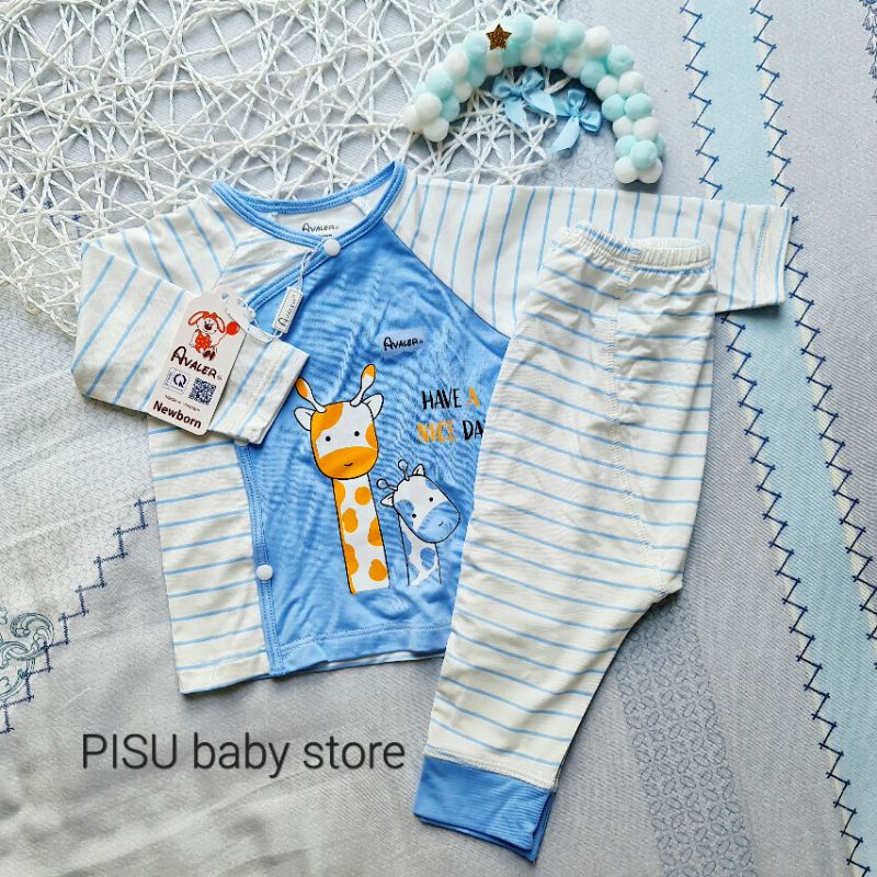 Avaler - Bộ dài tay cài chéo sợi tre mềm mướt êm dịu cho da bé