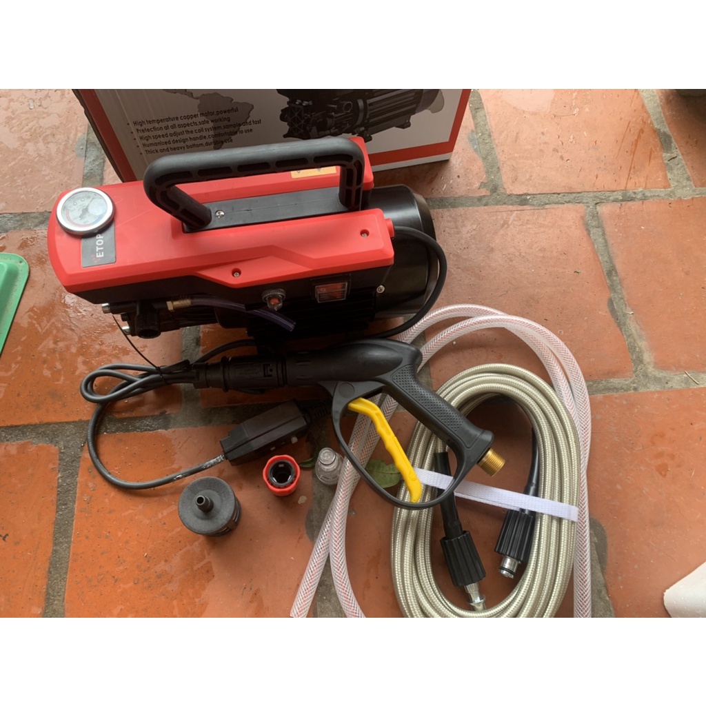 Máy rửa xe cao áp etop,có áp chống giật chống gây tiếng òn công xuất 1500w