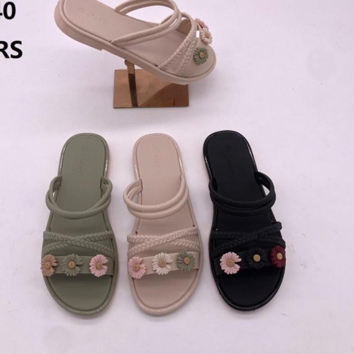 Giày Sandal Đế Bằng Đính Hoa Phong Cách Vintage 1205-5